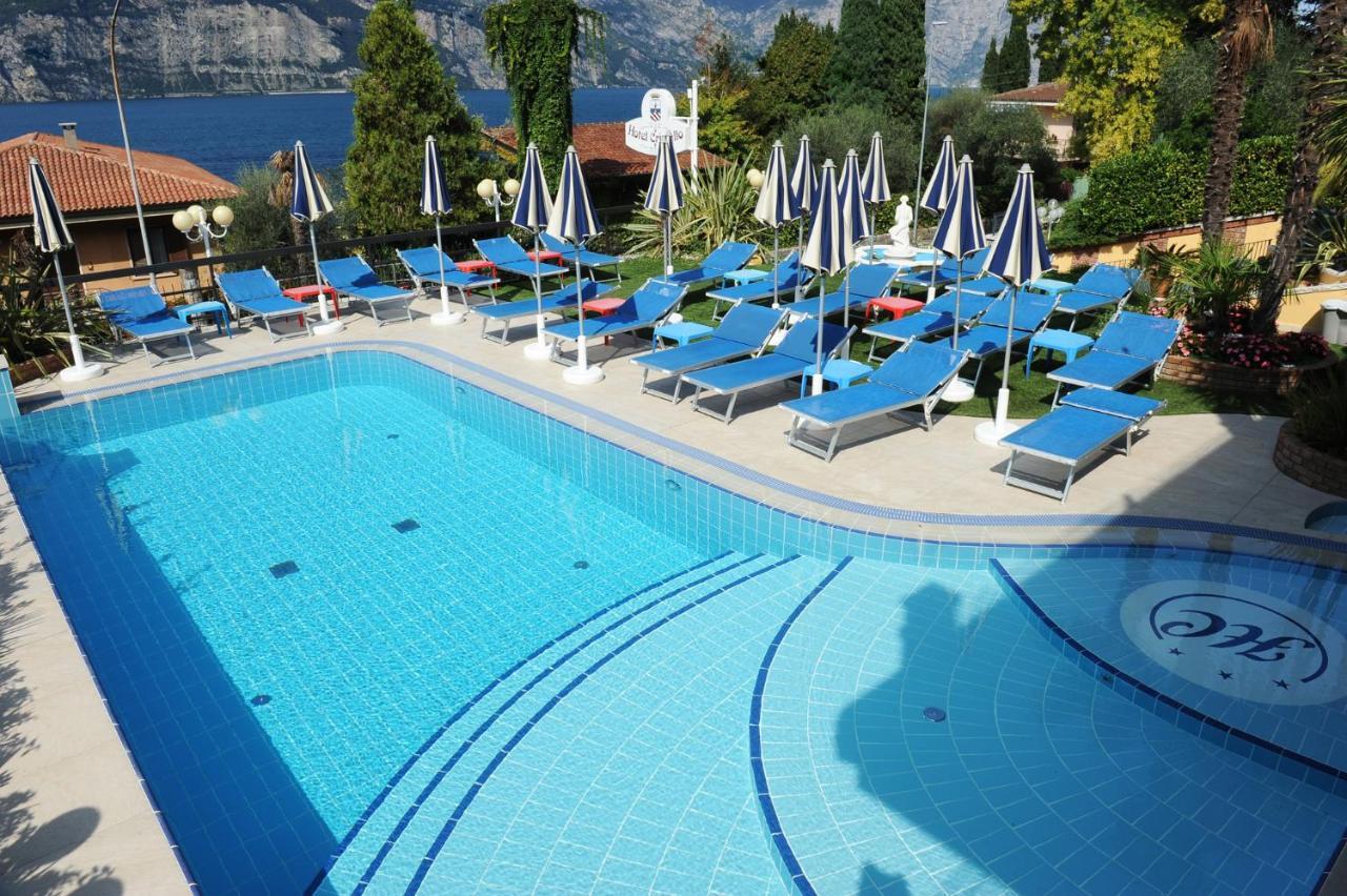 Cristallo Hotel 3*